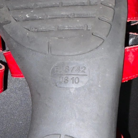 Red Sandals - Picture 6 of 13